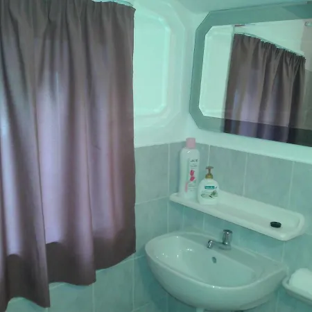 Apartmán 100 Eves Nosztalgia