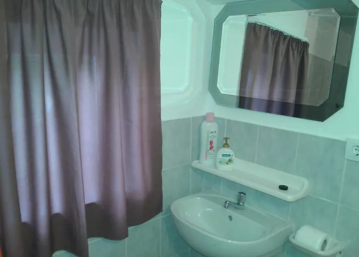 Apartment 100 Eves Nosztalgia